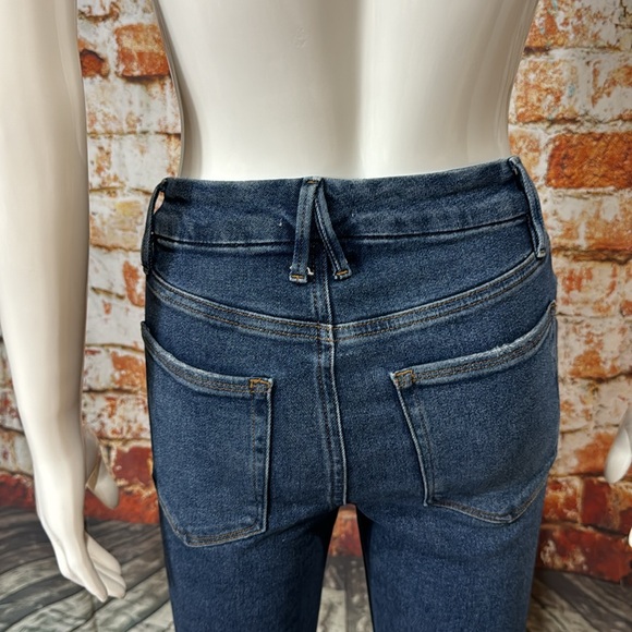 Good American Good Legs | Twisted Slit - Picture 8 of 9